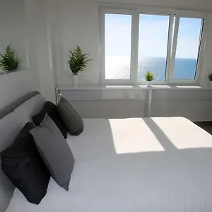Апартаменты White Luxury, Саранда